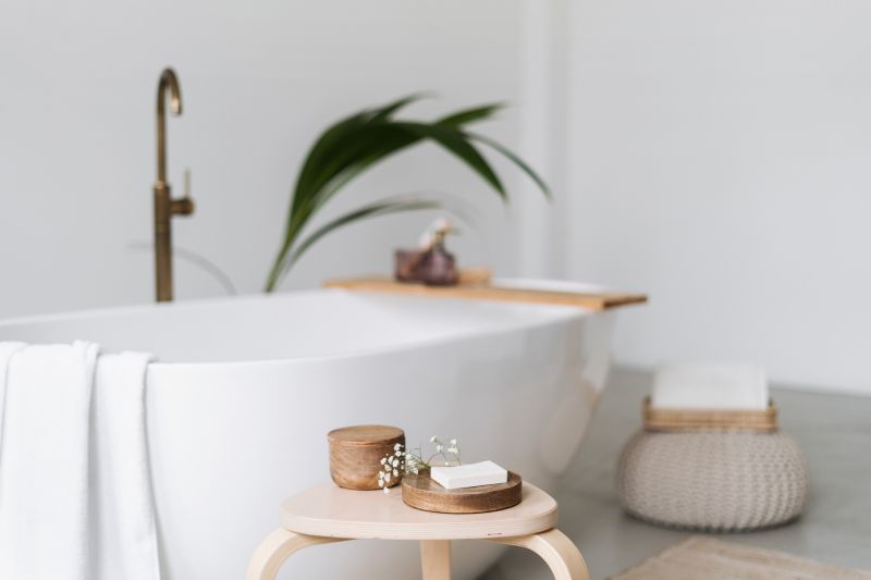 Bathtub Refinishing detail